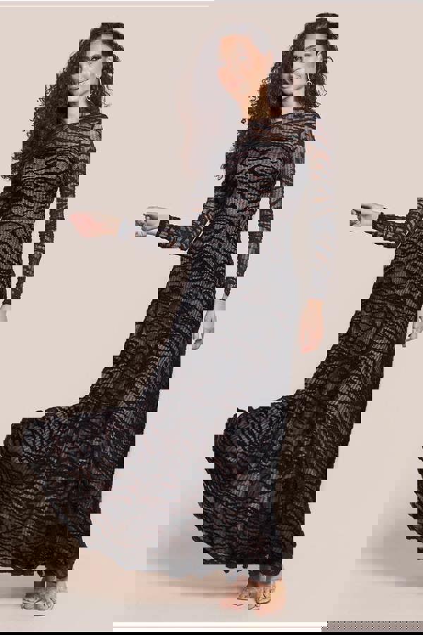 Geo Wave Flare Skirt Long Sleeve Maxi Dress - Black DR4491