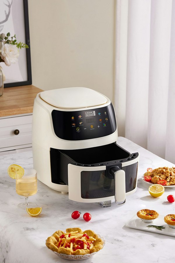 Living and Home 8L Digital Air Fryer with Visible Window