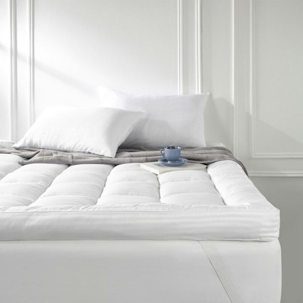 Luxurious Extra Deep 10cm Mattress Topper