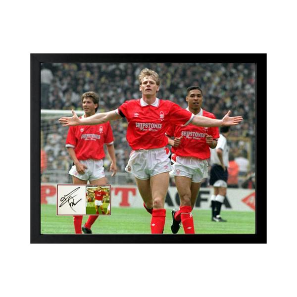 Stuart Pearce Signed Nottingham Forest Cut Deluxe Mount Frame