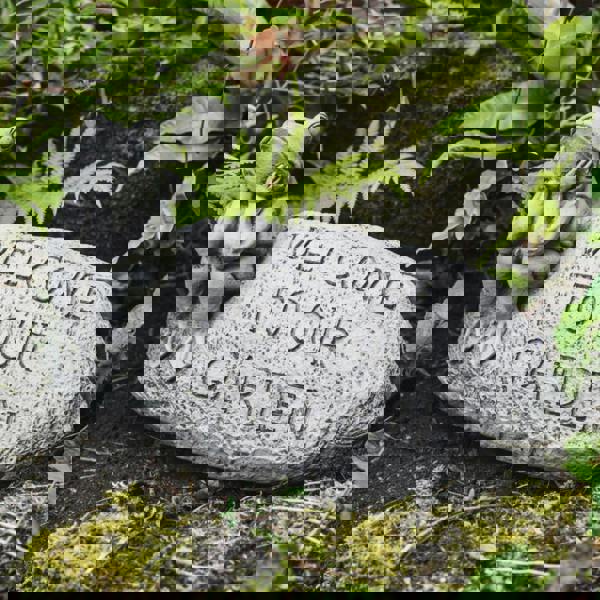 Welcoming Frog Stone Cast Garden Ornament