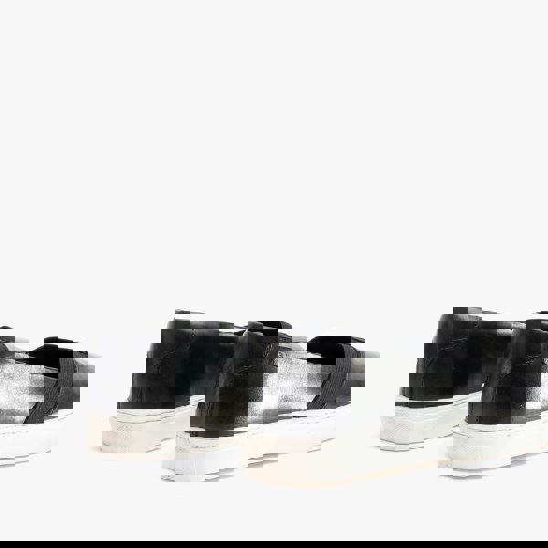 1615464005-60136400.jpg