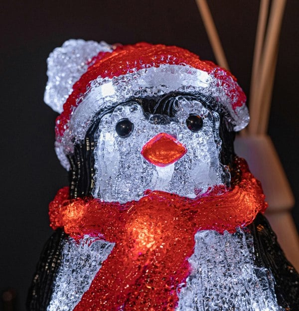 Samuel Alexander 20cm Battery Operated Light up Acrylic Christmas Penguin Decoration with 16 Ice White LEDs
