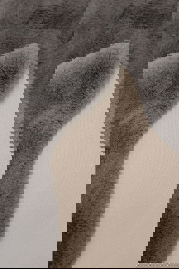 Luxury Fur Shaggy Rug – Ultra-Soft Geometric