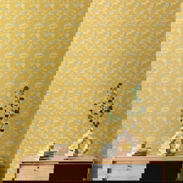 Hoopla Walls Elderflower Trail - Gold 10m Wallpaper