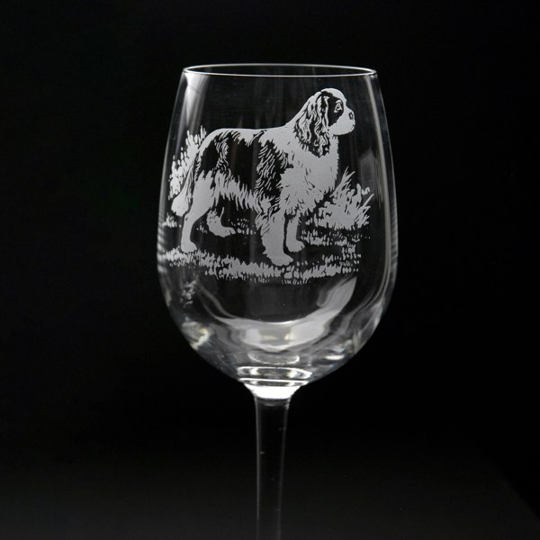 Glyptic Glass Art Cavalier King Charles Dog Crystal Wine Glass - Hand Etched/Engraved Gift