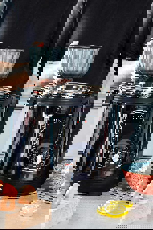 Instant Pot™ Fluted Cake Pan