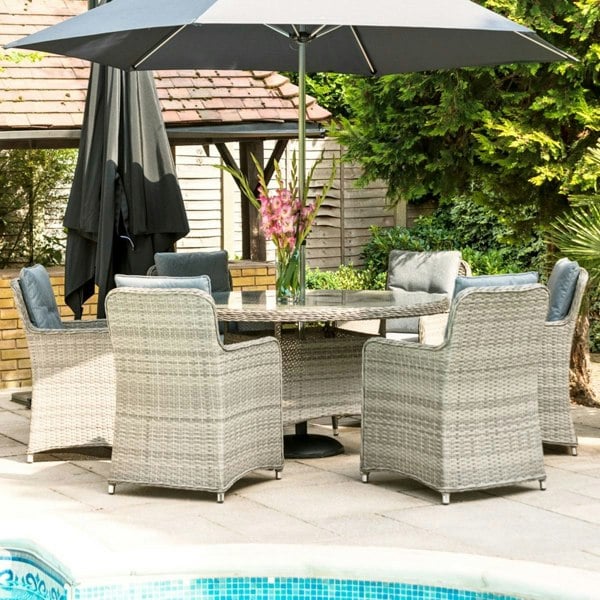 Oseasons Hampton Rattan 6 Seat Dining Set in Champagne with 3m Parasol and Base