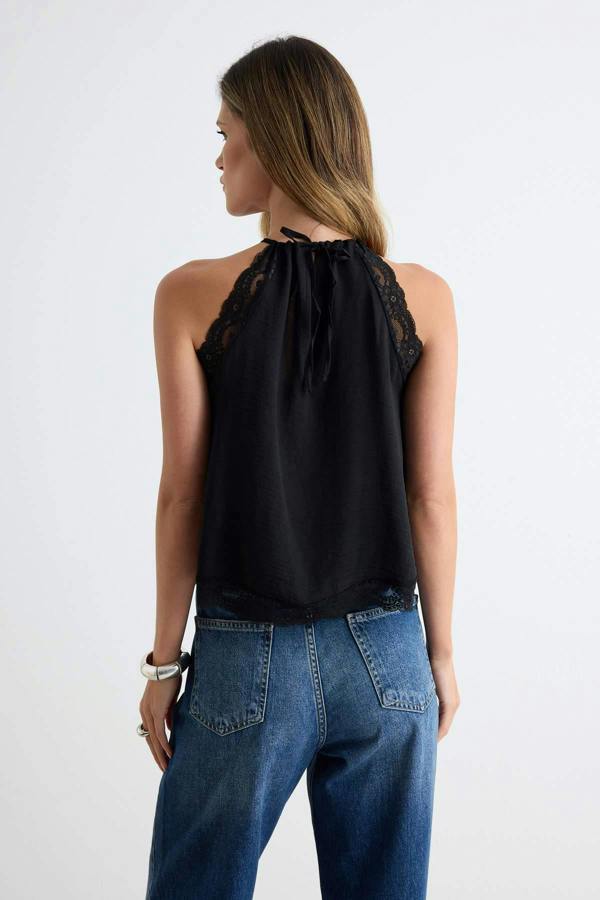 WOVCOR Lace Detail Halter Neck Sleeveless Woven Blouse