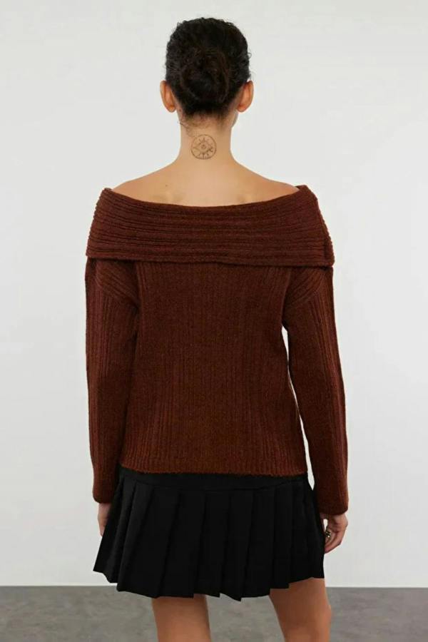 Hoxton Gal Oversized Flared Sleeve Knit Sweater