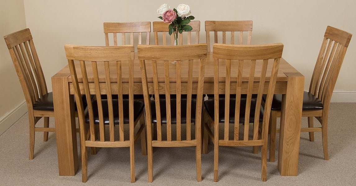 That's Furniture Kuba Large Oak Dining Table with Harvard Oak Chairs