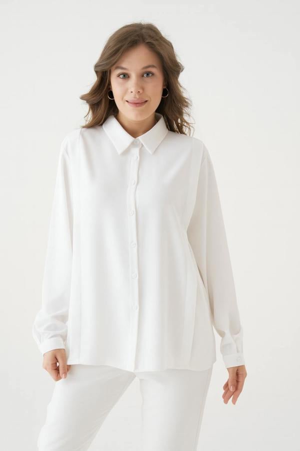 Hoxton Gal Relaxed Fit Long Sleeves Cuff Detailed Top