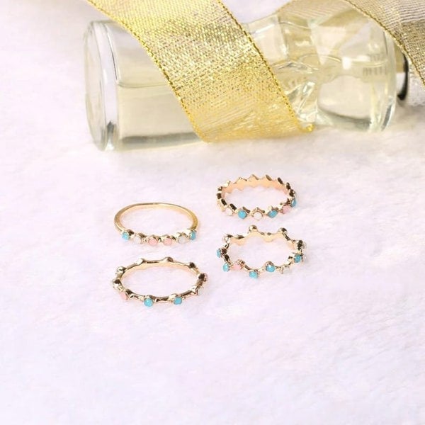 The Colourful Aura 4 Pcs Bohemian Vintage Tribal Midi Slim Gold Stackable Ring Set