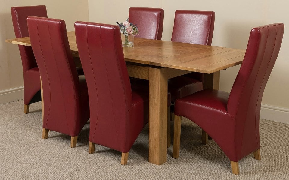 That's Furniture Richmond Medium Oak Extendable Dining Table with Lola Leather Chairs