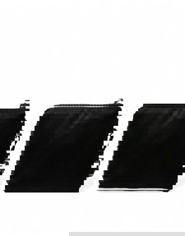 167091340.jpg