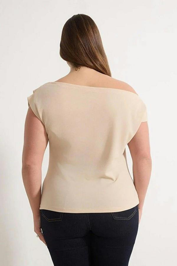 WOVCOR Draped Detail Asymmetrical Collar Knitted Blouse