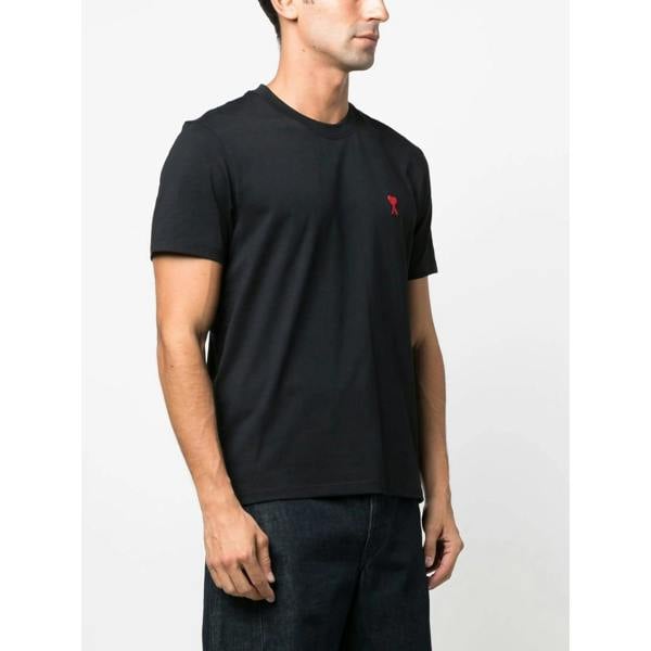 AMI Paris Ami De Coeur Red Embroidered Logo T-Shirt   in  Black