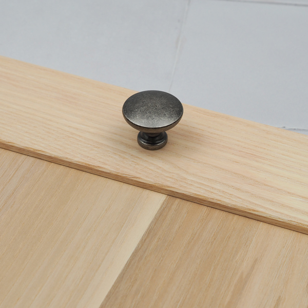 Handle & Home 32mm Antique Pewter Knob