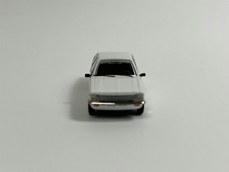 Minichamps Opel Kadett Coupe 1973 White 1:87 Scale 870040122