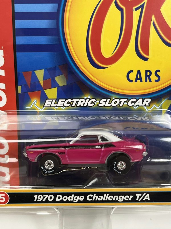 Auto World Slot Cars 1970 Dodge Challenger T/A Pink Thunderjet Ultra G HO Slot Car SC377-5