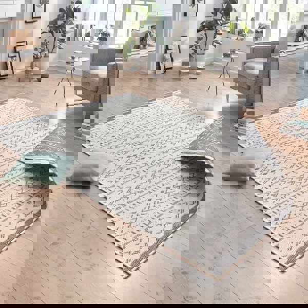 The Rugs Kuba Reversible Indoor-Outdoor Rug |Versatile Charm