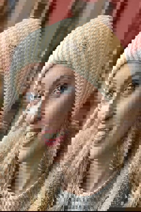 SuperBobble Pebble Ladies Fashion Beanie Hat