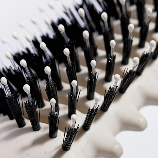 So Eco Curl Define & Shine Hair Brush