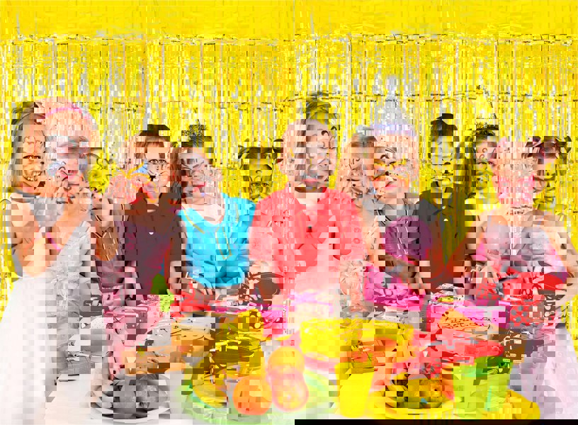 Cheetah Metallic Tinsel Curtain, 3M x 1M Gold