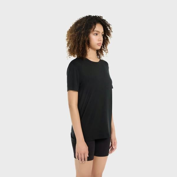 CabinZero Ultralight Travel T-shirt - Absolute Black
