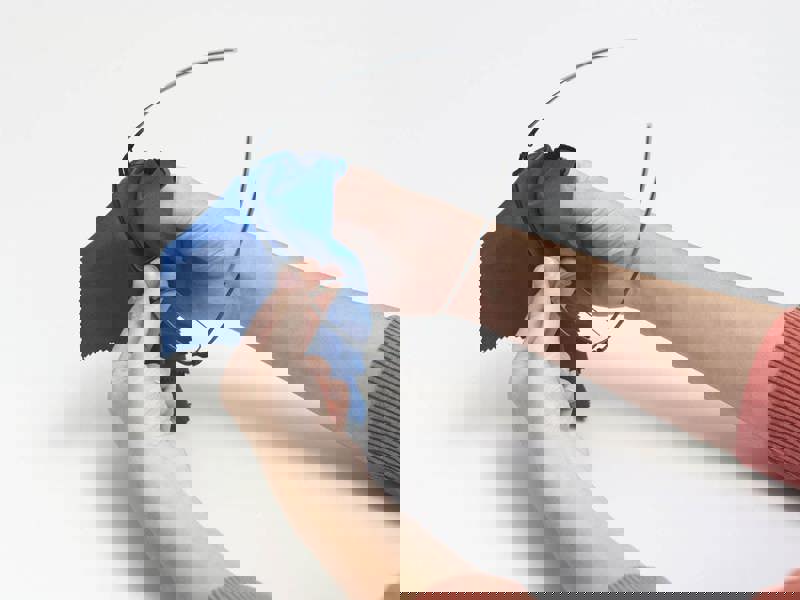 Durable TECHCLEAN Premium Microfibre Cleaning Cloth | Glasses & Screens | Blue