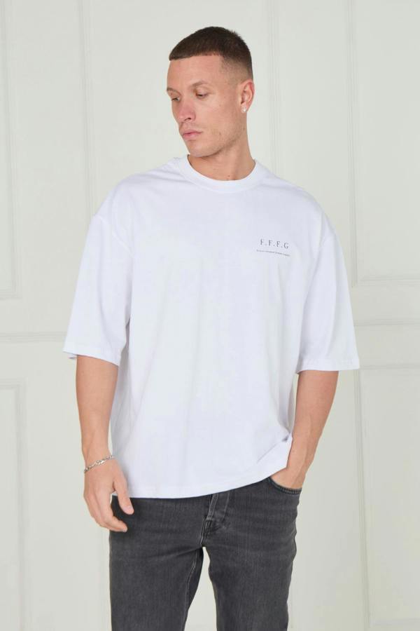 Men’s Oversized Heavyweight T-Shirt – “Forever Forward. Forever Grateful.”
