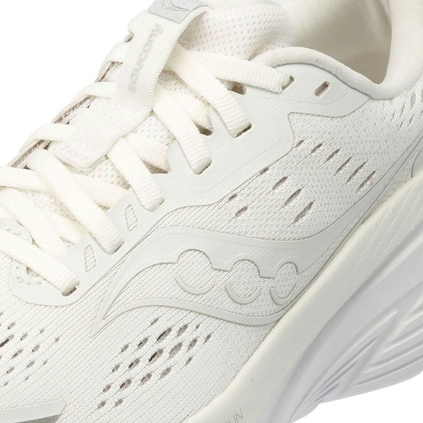 Saucony - S10998-102 Women's GUIDE 18 Running Shoes - Ivory