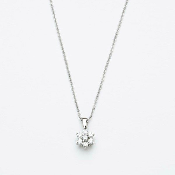 T. H. Baker 18ct White Gold 0.25ct Diamond Daisy Cluster Pendant Necklace KDCP25/21214C