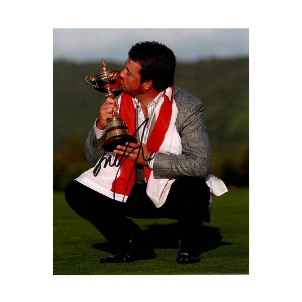 Graeme McDowell Signed 10x8 Photo