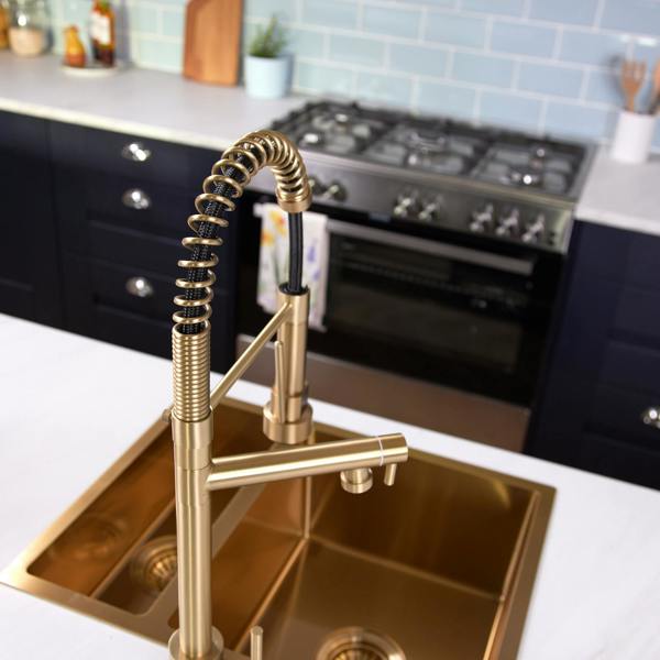 Flode Alta | Single Lever Kitchen Sink Mixer Tap with Swivel Spout | Brushed Brass Finish
