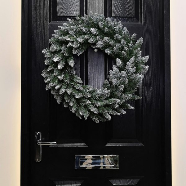 Samuel Alexander 60cm Snow Tip Christmas Wreath with 160 Bullet Tips