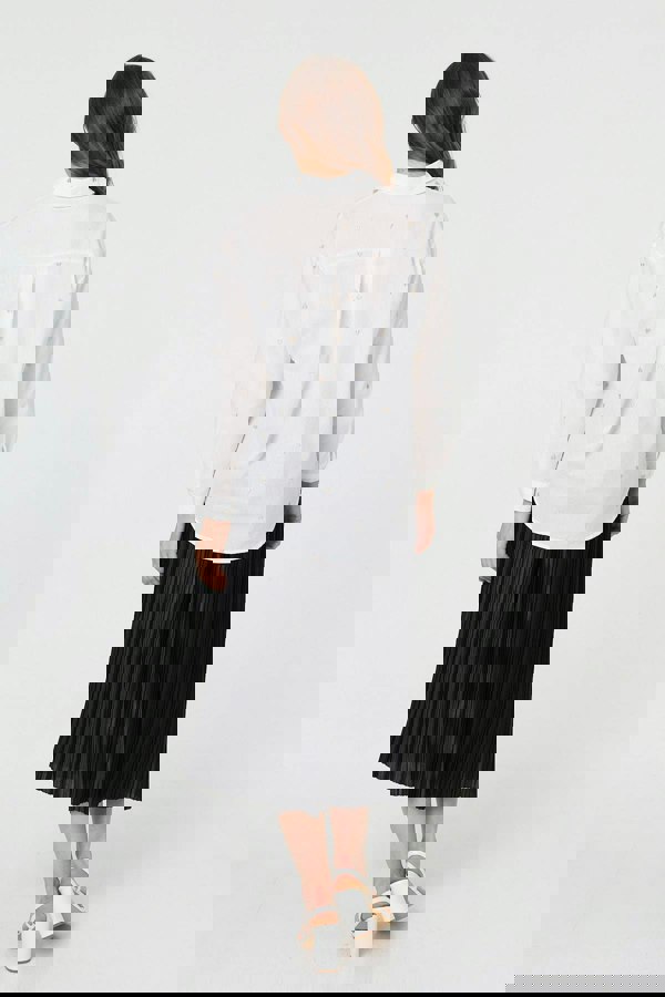 White | Heart Embroidered Long Sleeve Shirt
