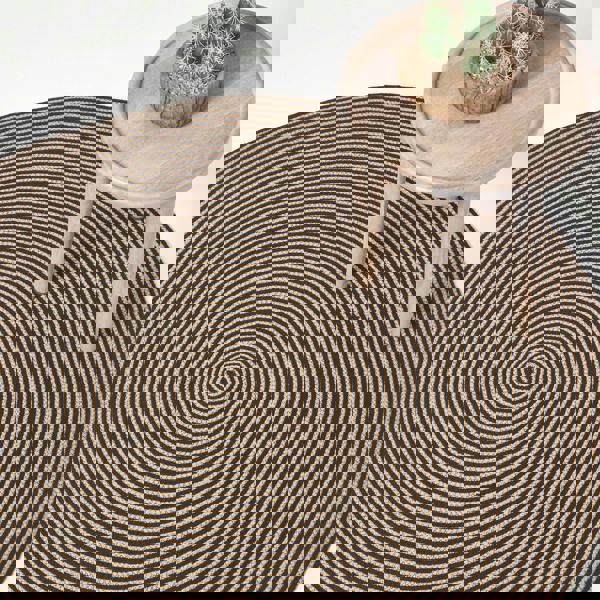 HOMESCAPES Linen and Black Handmade Woven Spiral Braided Rug