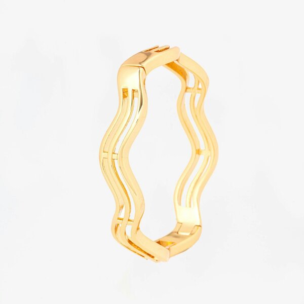 Uchi & Soto Nami Gold Wave Lines Bangle