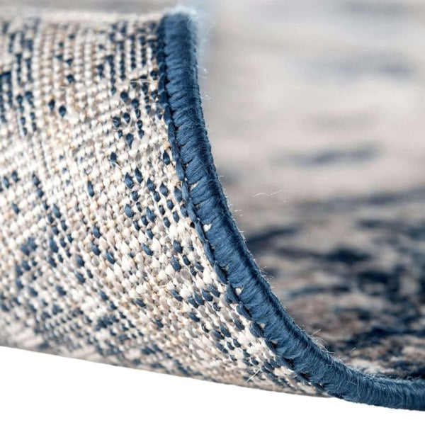 Living Room Oriental Rug in Blue