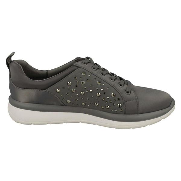 Clarks Ladies CLOUDSTEPPERS By Clarks Jewel Embellished Detailed Trainers Ezera Ave