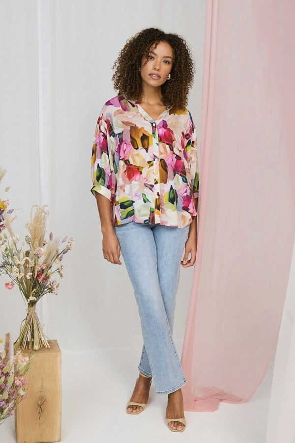 Pink | Brushstroke Print 3/4 Sleeve Shirt : Model is 5'8"/172 cm and wears UK8/EU36/US4/AUS8