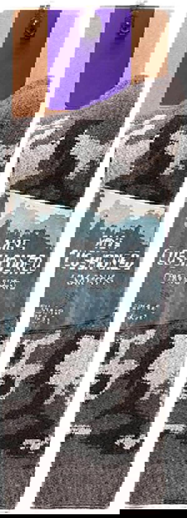 KAV Men’s Camouflage Socks 4 Pack, UK Size 7-11 – Soft Grip, Cushioned, Reinforced Heel & Toe – Comfortable Camo Socks for Hiking, Army, Camping