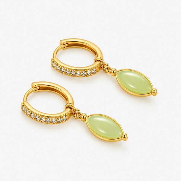 Uchi & Soto Nekomeishi Green Cats Eye Earrings