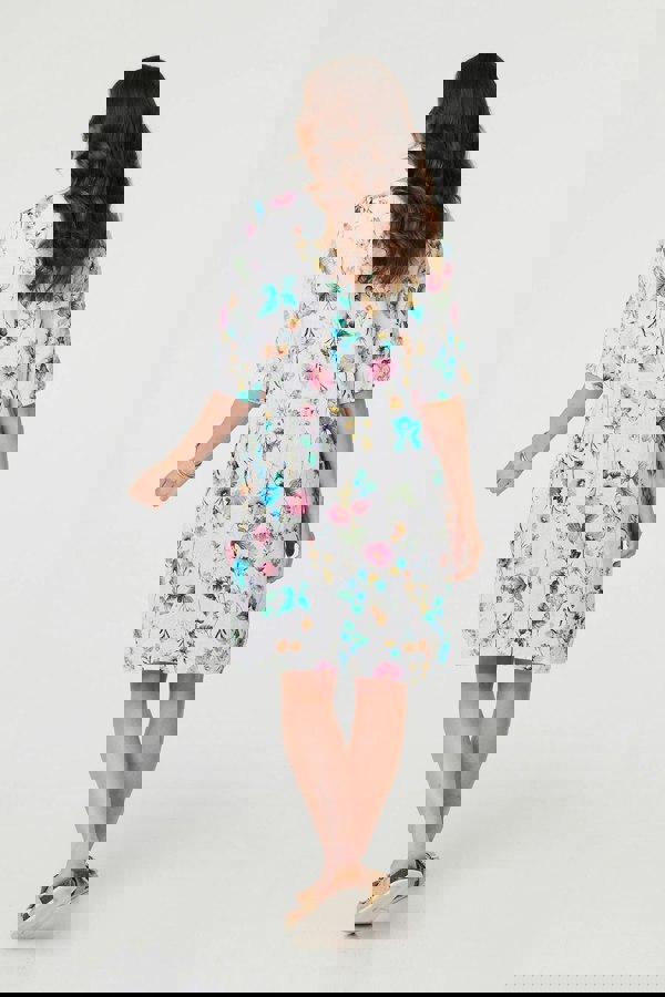 White | Floral 3/4 Sleeve Short Shift Dress
