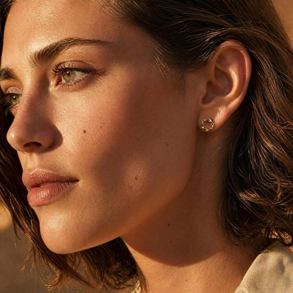 Gold Trip Twisted Circle Stud Earrings