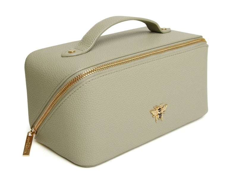 Alice Wheeler Bee Train Case – Fold-Out Beauty Organiser