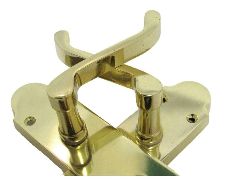 EDH Door Hardware Brass Finish Epsom Victorian Scroll Lock Door Handle on Shaped Back Plate +