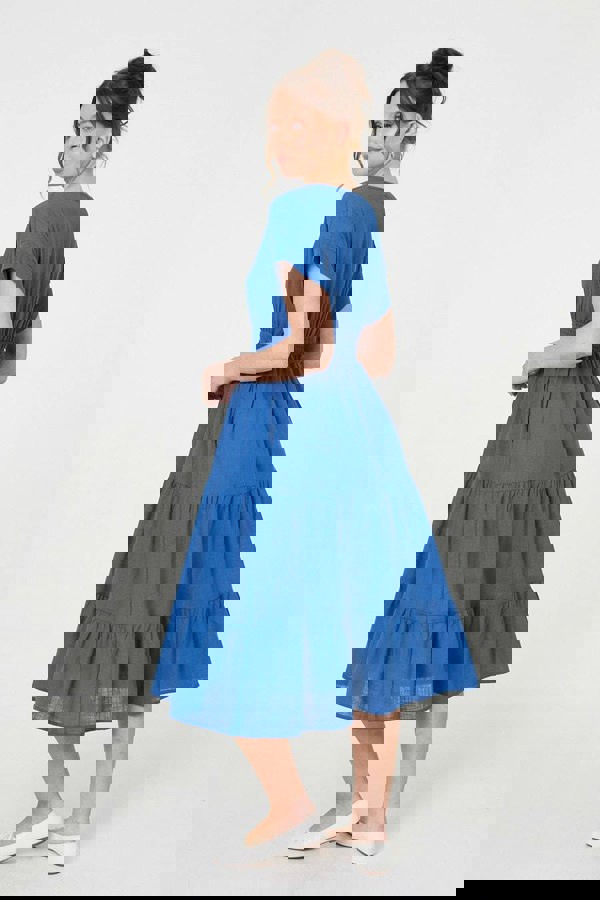 Blue | Relaxed Short Sleeve Tiered Midi Dress
