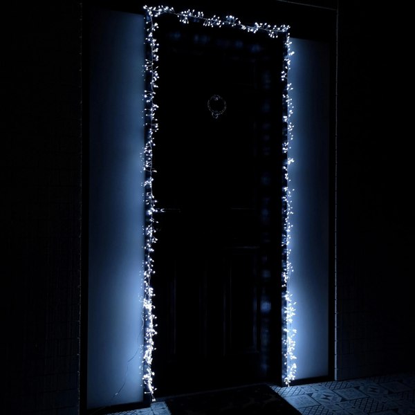 Samuel Alexander 5.5m 880 LED Indoor Outdoor Christmas Door Lights in Cool White